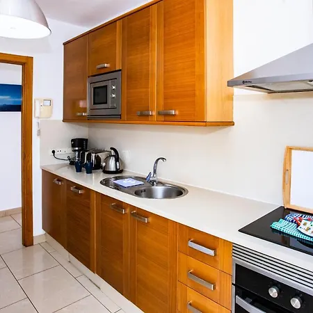 22 Sea Views, Pool,games,hot Tub, Office With Computer+ Wifi Villa *